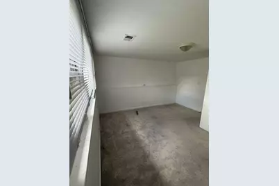 7410 East Avenue, Hanover Park, IL 60133 - Photo 33