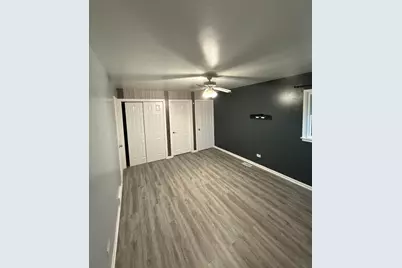 7410 East Avenue, Hanover Park, IL 60133 - Photo 25