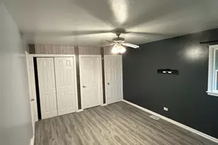 7410 East Ave, Hanover Park, IL 60133 - Photo 25