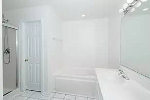 1166 Georgetown Way, Vernon Hills, IL 60061 - Photo 13