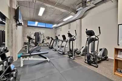 210 S Desplaines Street #404, Chicago, IL 60661 - Photo 21