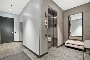 323 S Racine Ave, Chicago, IL 60607 - Photo 3