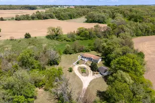 10630 Meredosia Rd, Albany, IL 61230 - Photo 37