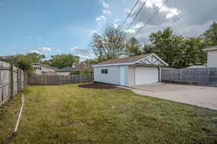 3925 168th Pl, Country Club Hills, IL 60478 - Photo 27