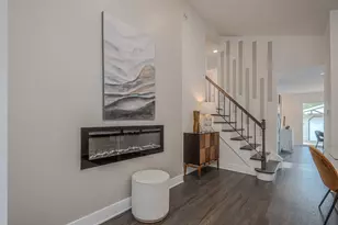 3925 168th Pl, Country Club Hills, IL 60478 - Photo 5