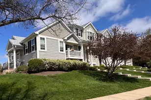 1678 Windward Dr, Pingree Grove, IL 60140 - Photo 3