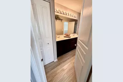 1678 Windward Drive, Pingree Grove, IL 60140 - Photo 13