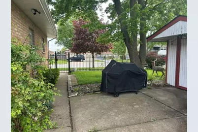 12764 S Ada Street, Calumet Park, IL 60827 - Photo 3