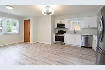 9246 S 54th Avenue, Oak Lawn, IL 60453 - Photo 7