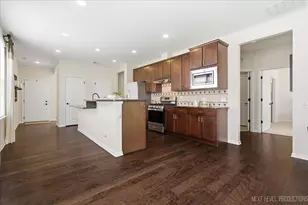 1410 Justice Ct, Shorewood, IL 60404 - Photo 9