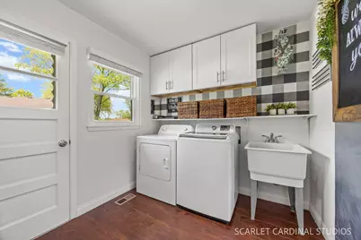 86 Lonsdale Road, Elk Grove Village, IL 60007 - Photo 11