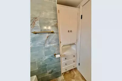 2134 W Rosemont Avenue #1A, Chicago, IL 60659 - Photo 11