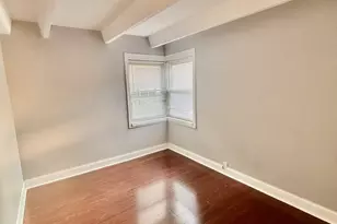 2134 W Rosemont Ave, Chicago, IL 60659 - Photo 5