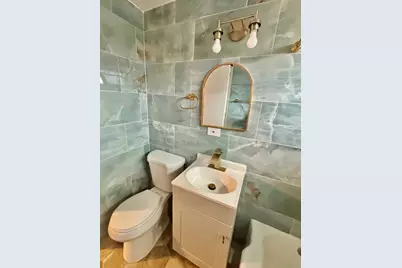 2134 W Rosemont Avenue #1A, Chicago, IL 60659 - Photo 9