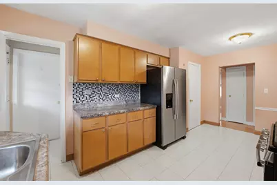 306 W Lonnquist Boulevard, Mount Prospect, IL 60056 - Photo 11