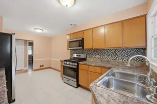 306 W Lonnquist Blvd, Mount Prospect, IL 60056 - Photo 13
