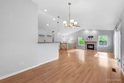 67 Samuel Drive, Streamwood, IL 60107 - Photo 7