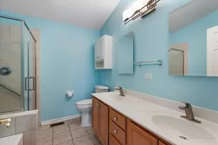 67 Samuel Dr, Streamwood, IL 60107 - Photo 17