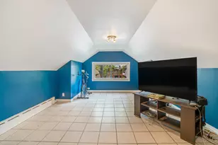2345 Harvey Ave, Berwyn, IL 60402 - Photo 11