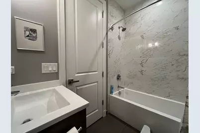 2054 W Chicago Avenue #4, Chicago, IL 60622 - Photo 17