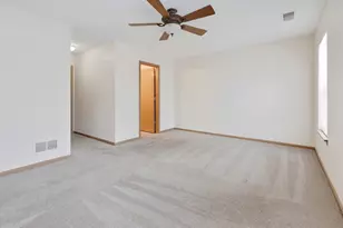 840 Amelia Ct, Grayslake, IL 60030 - Photo 17