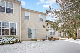 840 Amelia Ct, Grayslake, IL 60030 - Photo 29