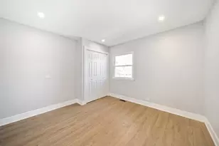 99 Essex Rd, Elk Grove Village, IL 60007 - Photo 29