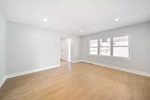 99 Essex Rd, Elk Grove Village, IL 60007 - Photo 27