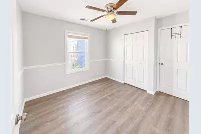828 Huron Court, Carol Stream, IL 60188 - Photo 9