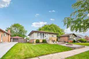 4428 Lisa Ln, Oak Forest, IL 60452 - Photo 1