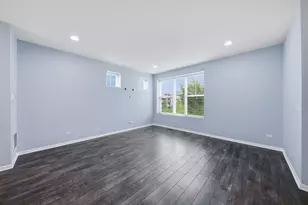 4158 Irving Rd, Aurora, IL 60504 - Photo 9