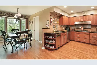 370 Charal Lane, Highland Park, IL 60035 - Photo 9