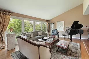 370 Charal Ln, Highland Park, IL 60035 - Photo 3