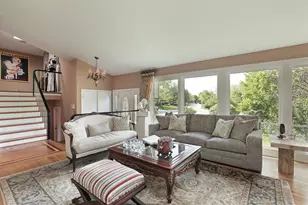 370 Charal Ln, Highland Park, IL 60035 - Photo 5