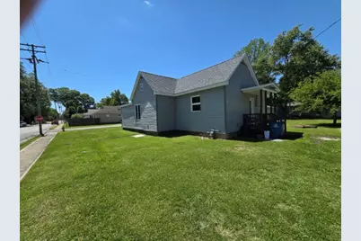 208 Burkett Street, Benton, IL 62812 - Photo 13