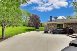 1104 Nottingham Ln, Elgin, IL 60120 - Photo 47