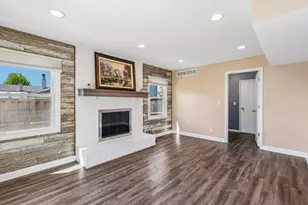 965 S Chippendale Dr, Bartlett, IL 60103 - Photo 5