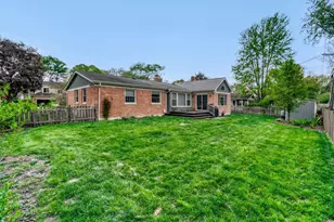 15 N Gibbons Ave, Arlington Heights, IL 60004 - Photo 19