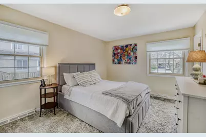 15 N Gibbons Avenue, Arlington Heights, IL 60004 - Photo 13