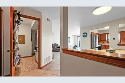 10985 S 84th Avenue #3B, Palos Hills, IL 60465 - Photo 15