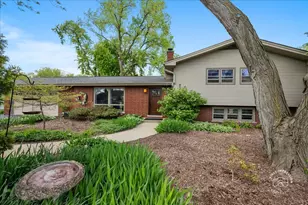 34W246 Giese Rd, Batavia, IL 60510 - Photo 3