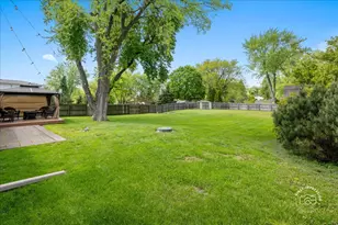 34W246 Giese Rd, Batavia, IL 60510 - Photo 27