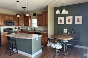 709 Molly Ln, New Berlin, IL 62670 - Photo 9