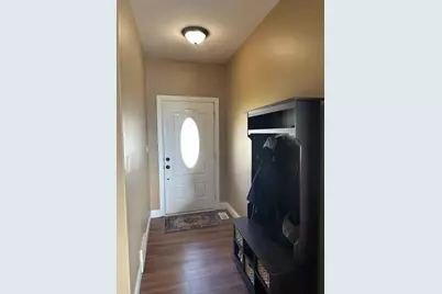 709 Molly Lane, New Berlin, IL 62670 - Photo 5
