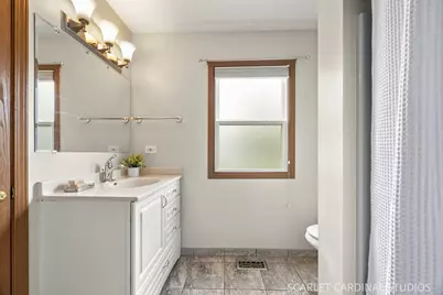 1321 Degener Avenue, Elmhurst, IL 60126 - Photo 11