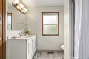 1321 Degener Ave, Elmhurst, IL 60126 - Photo 11