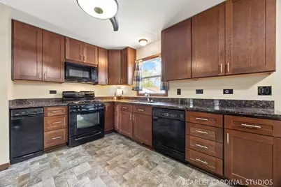 1321 Degener Avenue, Elmhurst, IL 60126 - Photo 5