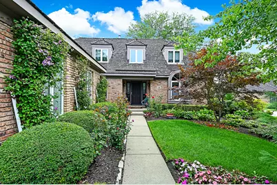 28 Lake Ridge Club Drive, Burr Ridge, IL 60527 - Photo 3