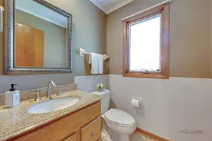 204 Linden Rd S, Prospect Heights, IL 60070 - Photo 13
