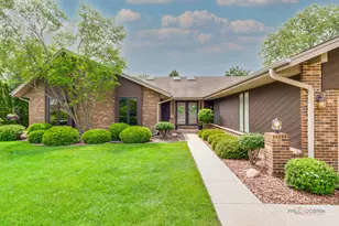 204 Linden Rd S, Prospect Heights, IL 60070 - Photo 3